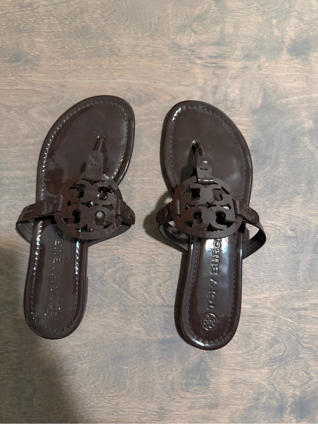 Tory Burch Dark Brown Patent Logo Thong Sandals